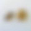 2 boutons en corne beige et marron - 31x38mm et 15x37mm - ancien - 1207mp