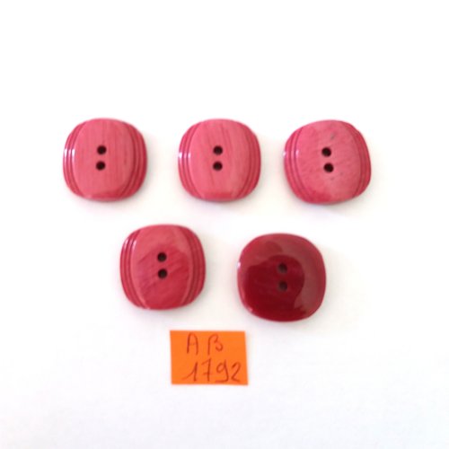 5 boutons en résine rouge/violine - 20x20mm - ab1792