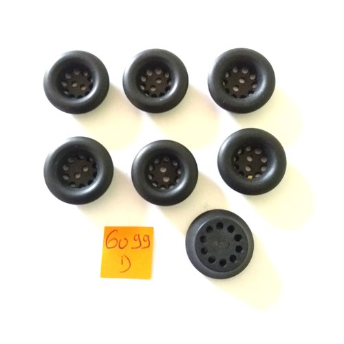 7 boutons en résine noir - vintage - 21mm - 6099d
