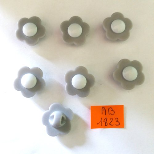 7 boutons en résine gris et blanc - fleur - 17mm - ab1823