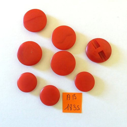 8 boutons en résine rouge - 22 et 17mm - ab1835
