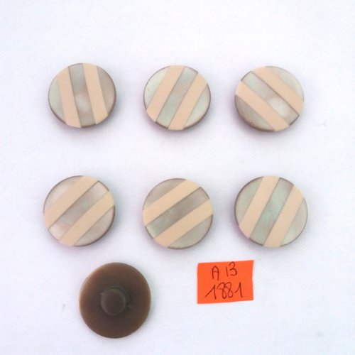7 boutons en résine gris et écru - 25mm - ab1881