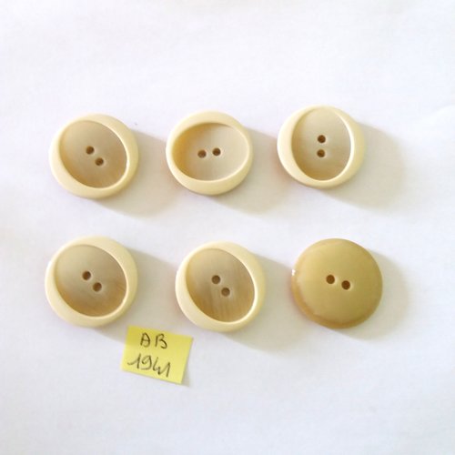 6 boutons en résine beige/crème - 28mm - ab1941