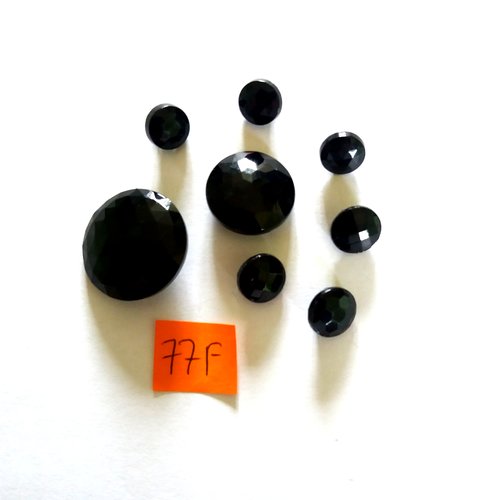 8 boutons en verre noir - ancien - taille diverse - 76f