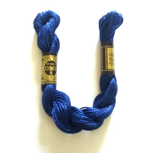 Échevette fil de coton perlé torsadé - dmc - bleu 820