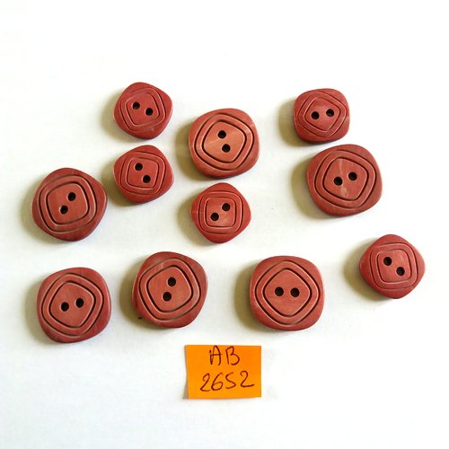 11 boutons en résine mauve foncé - 20x20mm et 16x16mm - ab2652