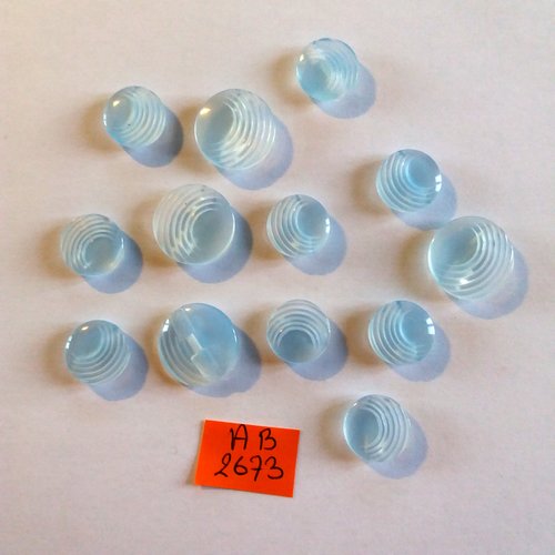 13 boutons en résine bleu clair - taille diverse - ab2673