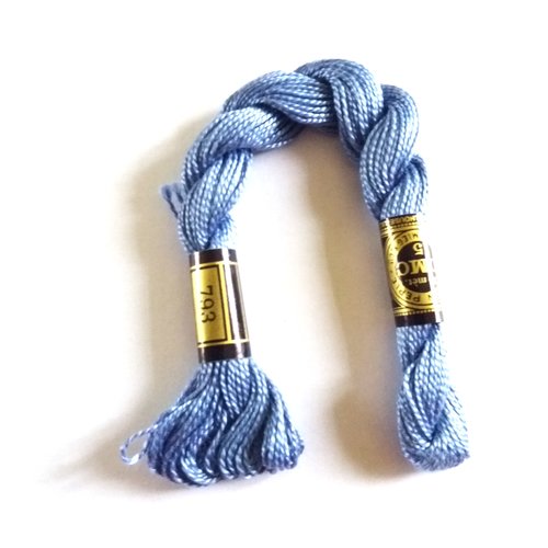 Échevette fil de coton perlé torsadé - dmc - bleu 793