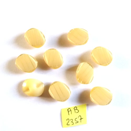 9 boutons en résine beige - 14x17mm - ab2357