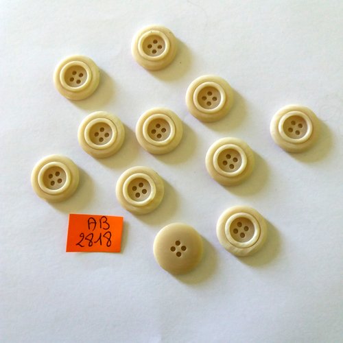 11 boutons en résine beige - 18mm - ab2818