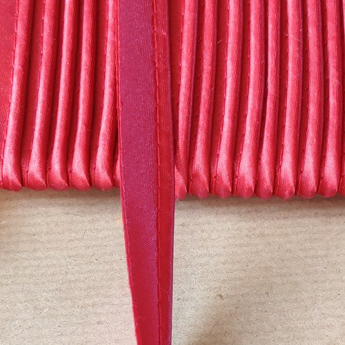 Passepoil satin rouge - 12mm - vendu au mètre - p17
