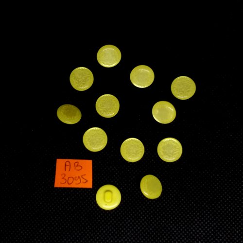 12 boutons en résine jaune - 13mm - ab3095