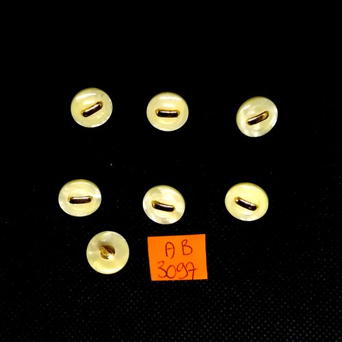 7 boutons en résine jaune pale et doré - 14mm - ab3097