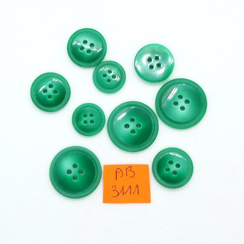 9 boutons en résine vert - taille diverse - ab3111