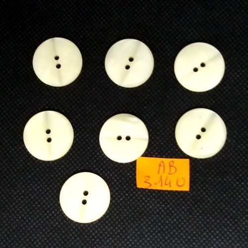 7 boutons en résine - beige/ivoire - 20mm - ab3140