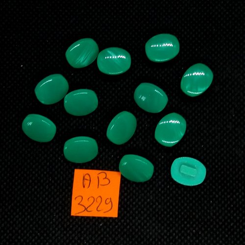 13 boutons en résine vert - 10x12mm - ab3229