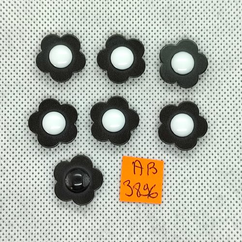 7 boutons en résine gris foncé et blanc - fleur - 18mm - ab3896