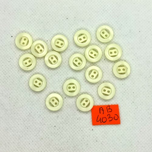 11 boutons en résine ivoire - 11mm - ab4030