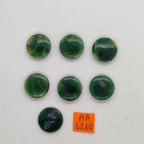 7 boutons en résine vert - 18mm - ab4210