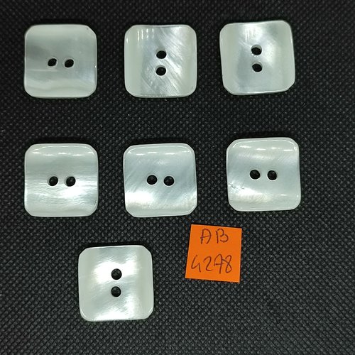 7 boutons en résine ivoire - 22x22mm - ab4278