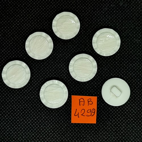 7 boutons en résine blanc - 18mm - ab4299