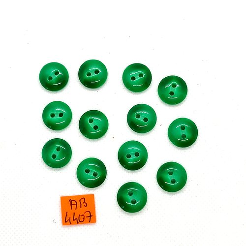 13 boutons en résine vert - 14mm - ab4407