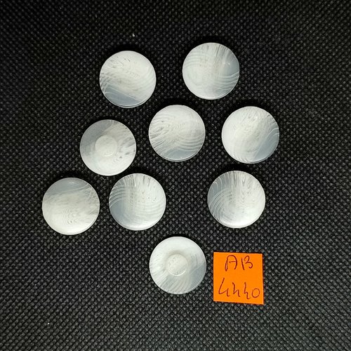 9 boutons en résine ivoire - 18mm - ab4440