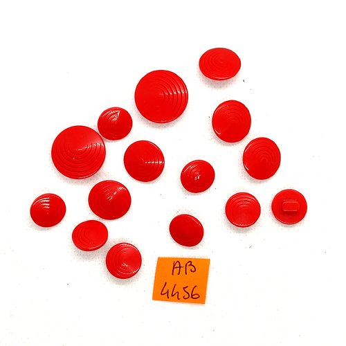 15 boutons en résine rouge - 18mm - 14mm et 12mm - ab4456