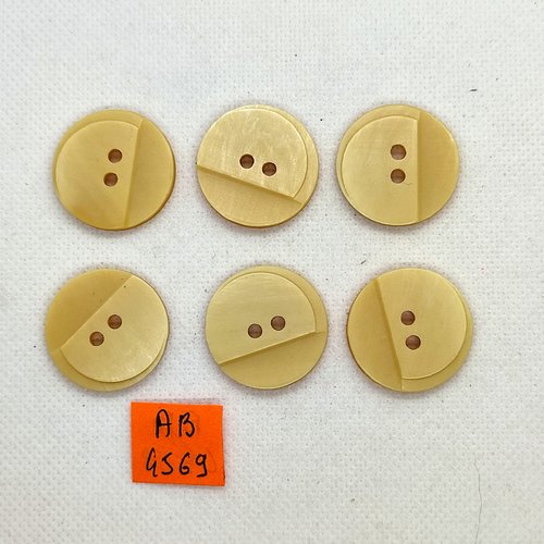 6 boutons en résine beige - 25mm - ab4569