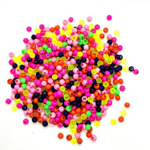 Lot de 600 perles (environ) en résine multicolore - entre 5mm et - 6mm