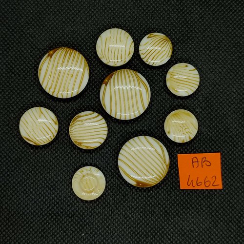 10 boutons en résine ivoire et beige - 23mm - 17mm et 15mm - ab4662