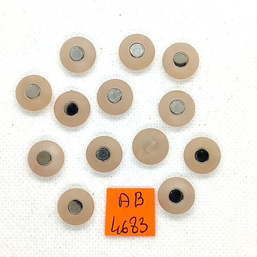 13 boutons en résine rose pale et métal argenté - 12mm - ab4683