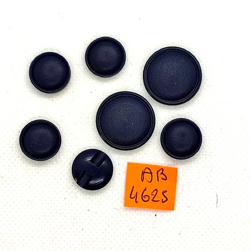 7 boutons en résine bleu foncé - 20mm et 14mm - ab4625