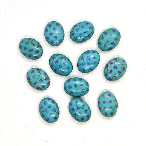 12 perles en résine bleu avec petit coeur - 20x15mm