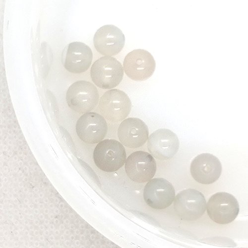 15 perles gemmes - agate gris clair - 6mm