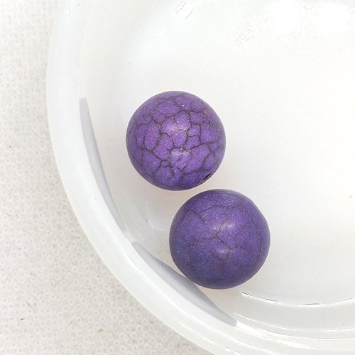 3 perles - turquoise reconstituée violet - 15mm