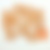 11 boutons en résine orange clair - 20mm - abv5968