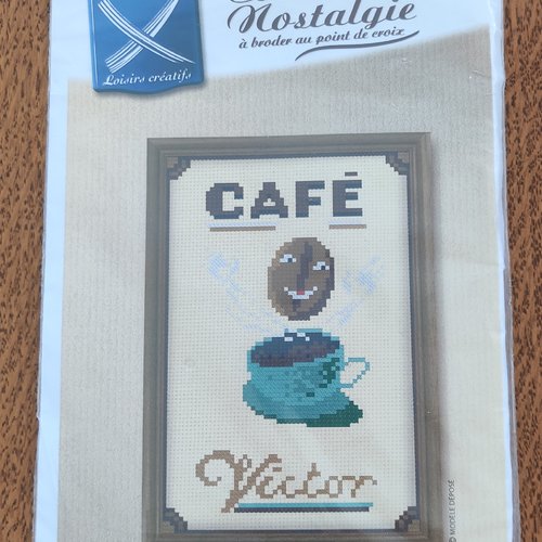 Kit broderie - point de croix - café victor