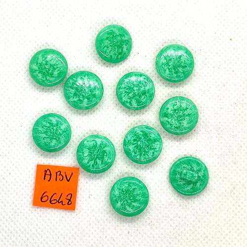 11 boutons en résine vert - 14mm - abv6648