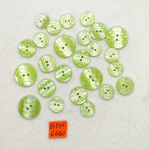 25 boutons en résine vert d'eau - 17mm - 13mm et 11mm - abv6660