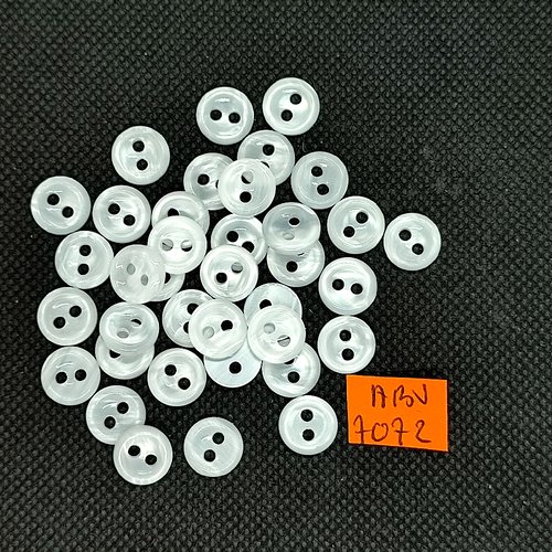 37 boutons en résine blanc - 10mm - abv7072