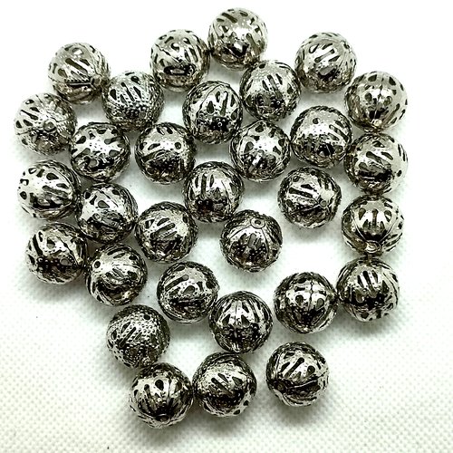 Lot de 30 perles en métal argenté - 16mm