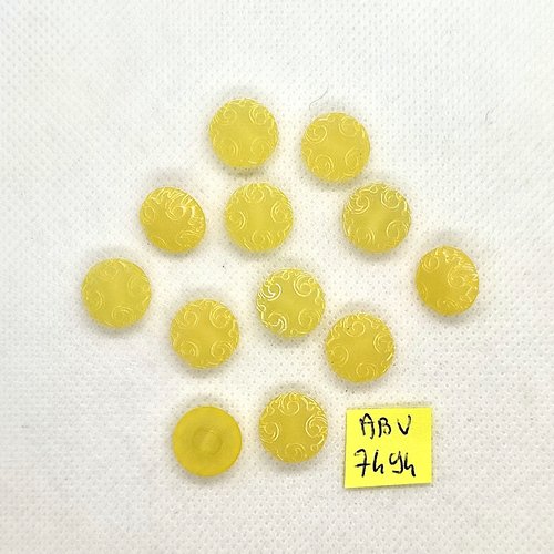 12 boutons en résine jaune - 12mm - abv7494
