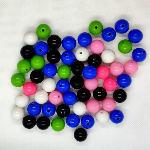 Lot de 58 perles en résine multicolore - 13mm