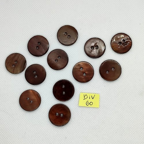 12 boutons en nacre marron - 20mm - div764