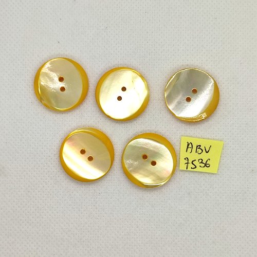 5 boutons en nacre jaune/orangé - 23mm - abv7536