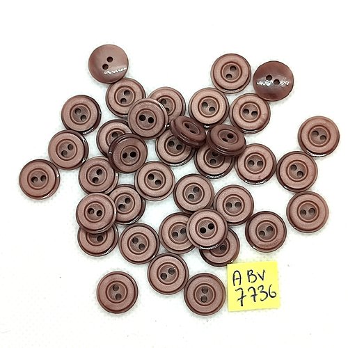 36 boutons en résine marron - 12mm - abv7736