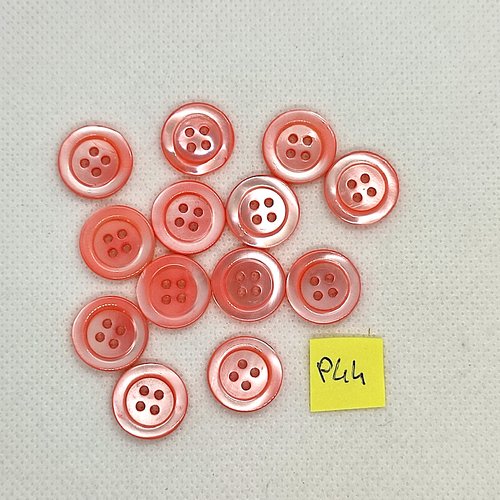 13 boutons en nacre rose - 15mm - p44