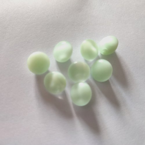 8 boutons en verre - vert d'eau - 10mm - bri655