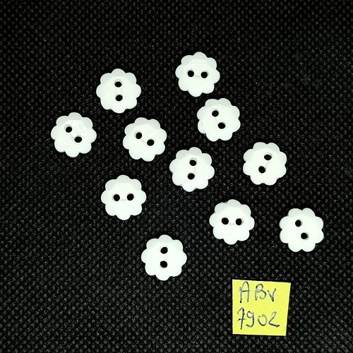 11 boutons fantaisie en résine blanc - fleur - 11mm - abv7902